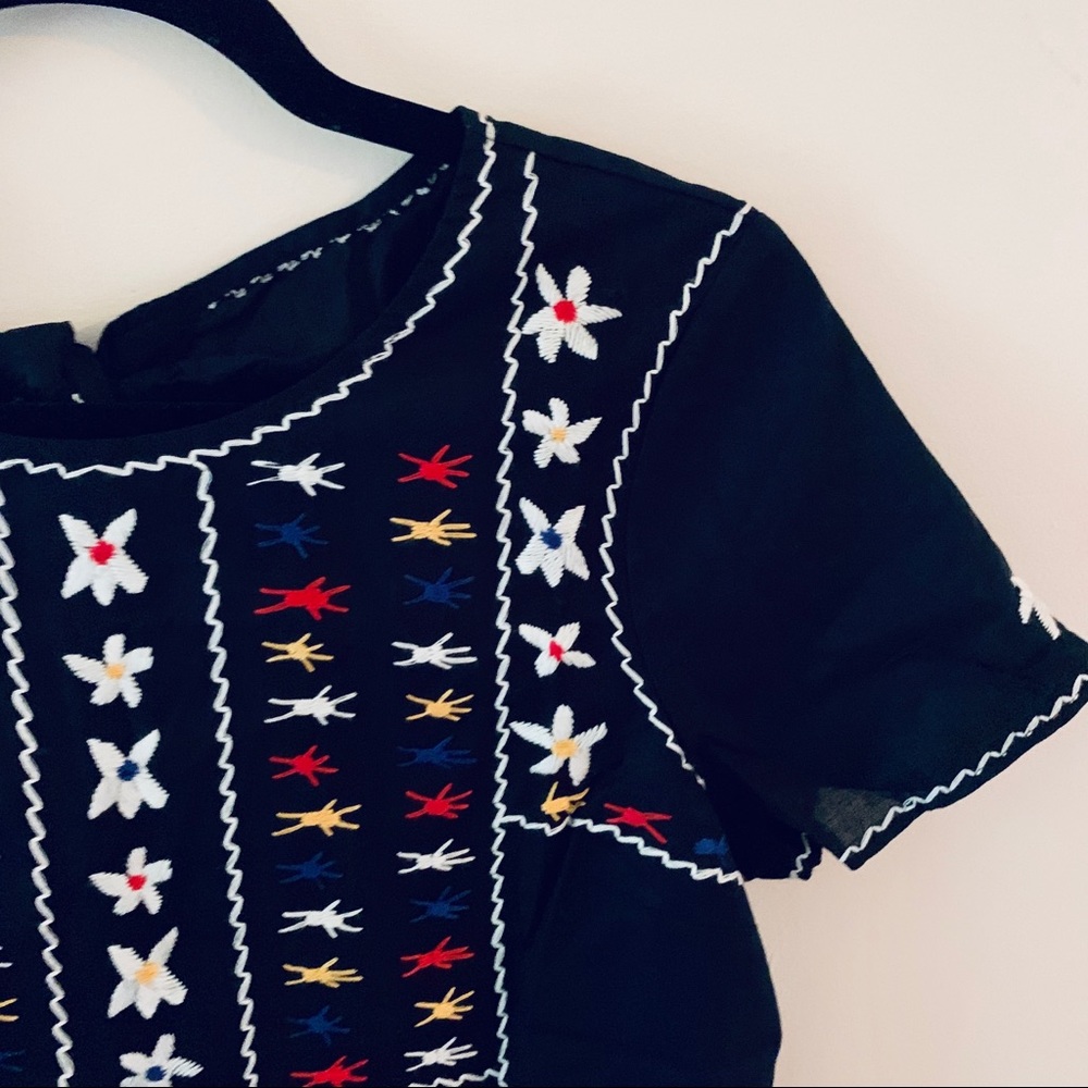 Madewell Embroidered Top - Picture 2 of 6